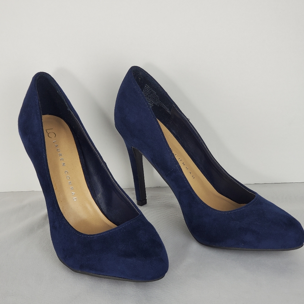 LC Lauren Conrad Navy Faux Suede Pumps Womens Shoes 6M